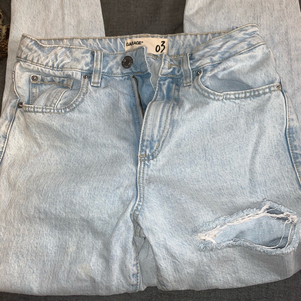 GARAGE MOM JEANS